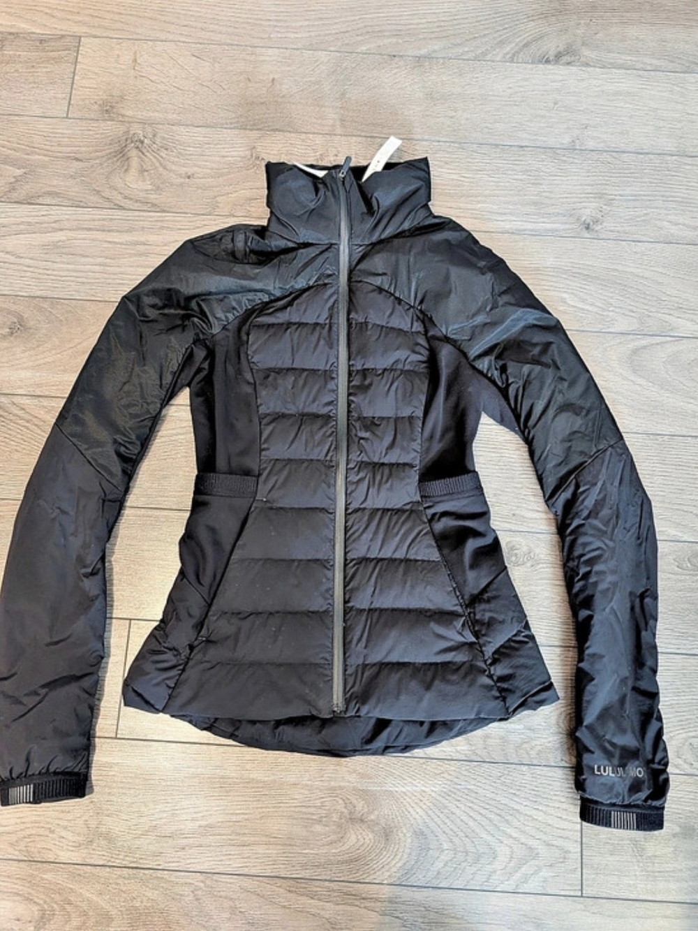 lululemon Down for It All Jacket Black Puffer Size 4, Read Description